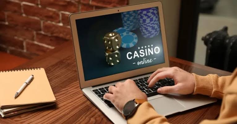 Online Καζίνο Χωρίς Άδεια Οι Κίνδυνοι και οι Ευκαιρίες